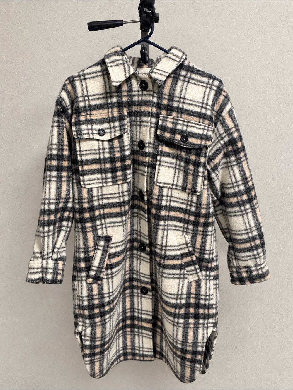 Forever 21 Plaid Longline Shacket 🤍🖤